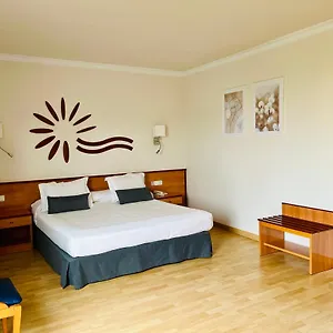 4* Hotel Vegas